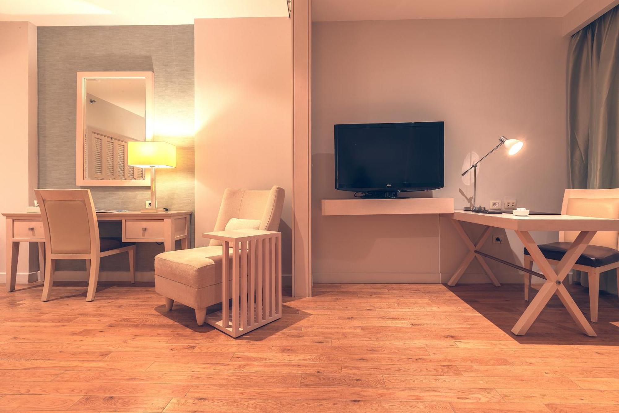 منتجع القصر القديم سهل حشيش الغردقة المظهر الخارجي الصورة A typical room at the hotel