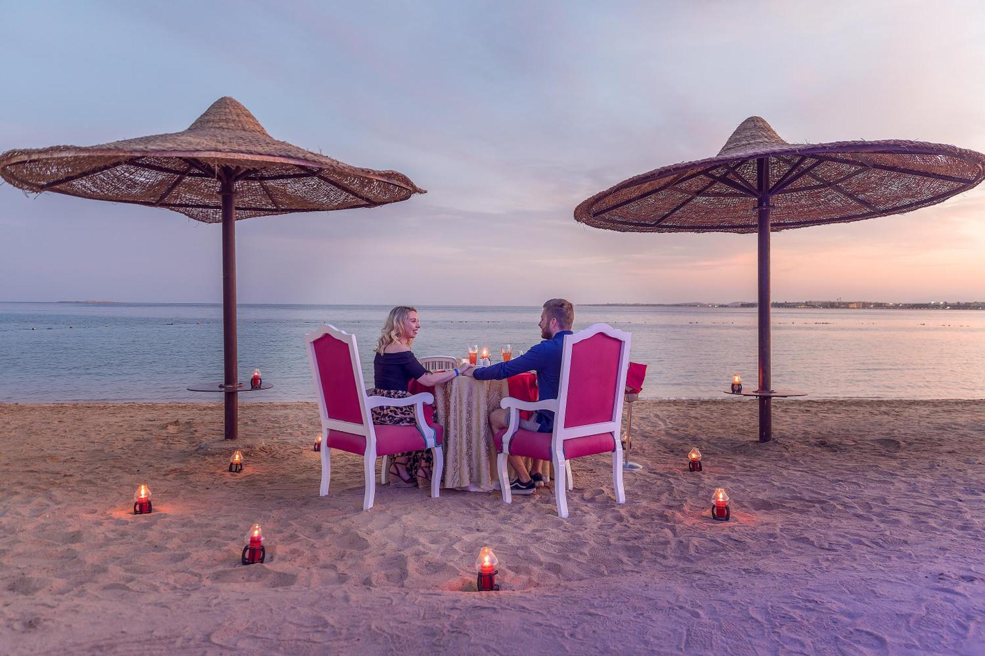 منتجع القصر القديم سهل حشيش الغردقة المظهر الخارجي الصورة Beach at the Grand Hotel