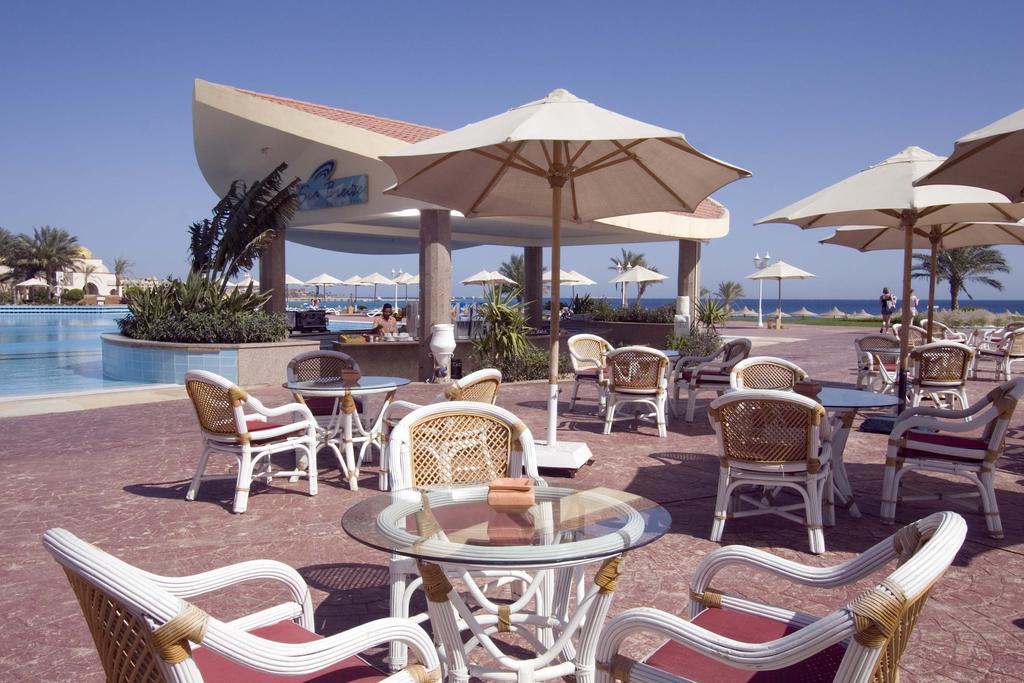 منتجع القصر القديم سهل حشيش الغردقة المظهر الخارجي الصورة The pool at the Hilton Sharm El Sheikh